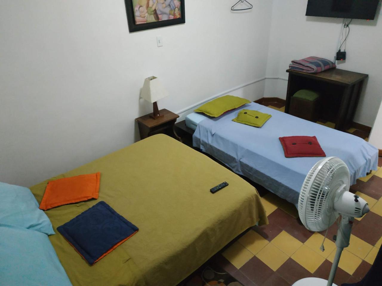 Los Andes Hostel Medellín Eksteriør bilde
